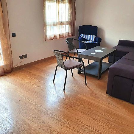 Newly Renovated Two Bedrooms Apartment In Villa Marina Μπένιντορμ Εξωτερικό φωτογραφία